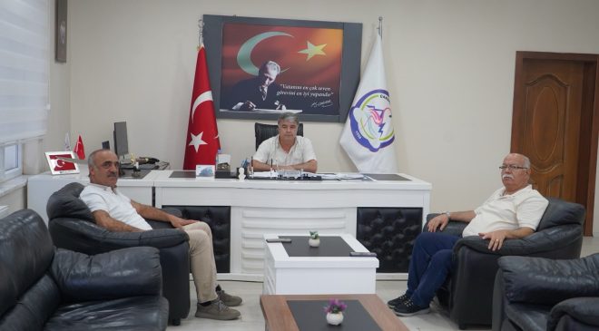 Çardak’ta Geçmişe Vefa Buluşması: Eski Yöneticiler Belediyede Ağırlandı