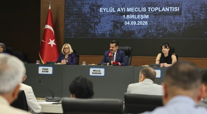 Pamukkale’de Öğrenciye Destek Büyüdü: 2 Bin 500 Gence 12 Bin TL Eğitim Katkısı